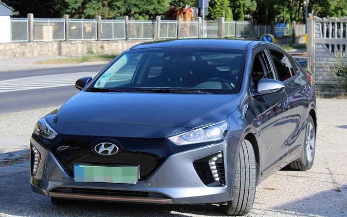 Hyundai IONIQ cena 93900 przebieg: 45000, rok produkcji 2019 z Jedlicze małe 211